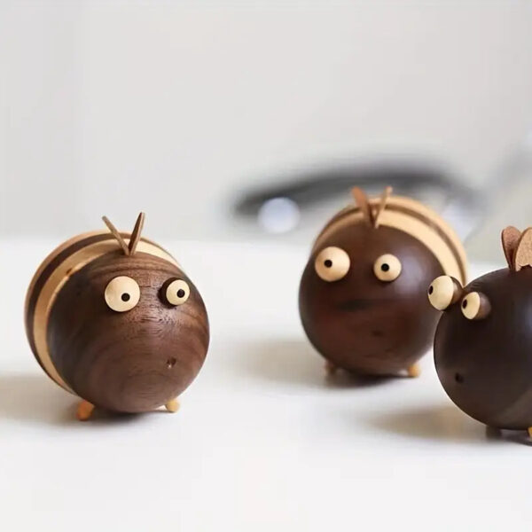 Suport pentru scobitori, Model Albină, Lemn