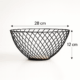 Coș decorativ metalic negru cu bază din lemn și dimensiuni 28x12 cm, ideal pentru fructe sau obiecte decorative.