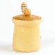 Borcan din ceramică galbenă pentru miere, cu capac din lemn și linguriță din lemn